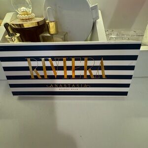Anastasia Beverly Hills Riviera Striped Palette